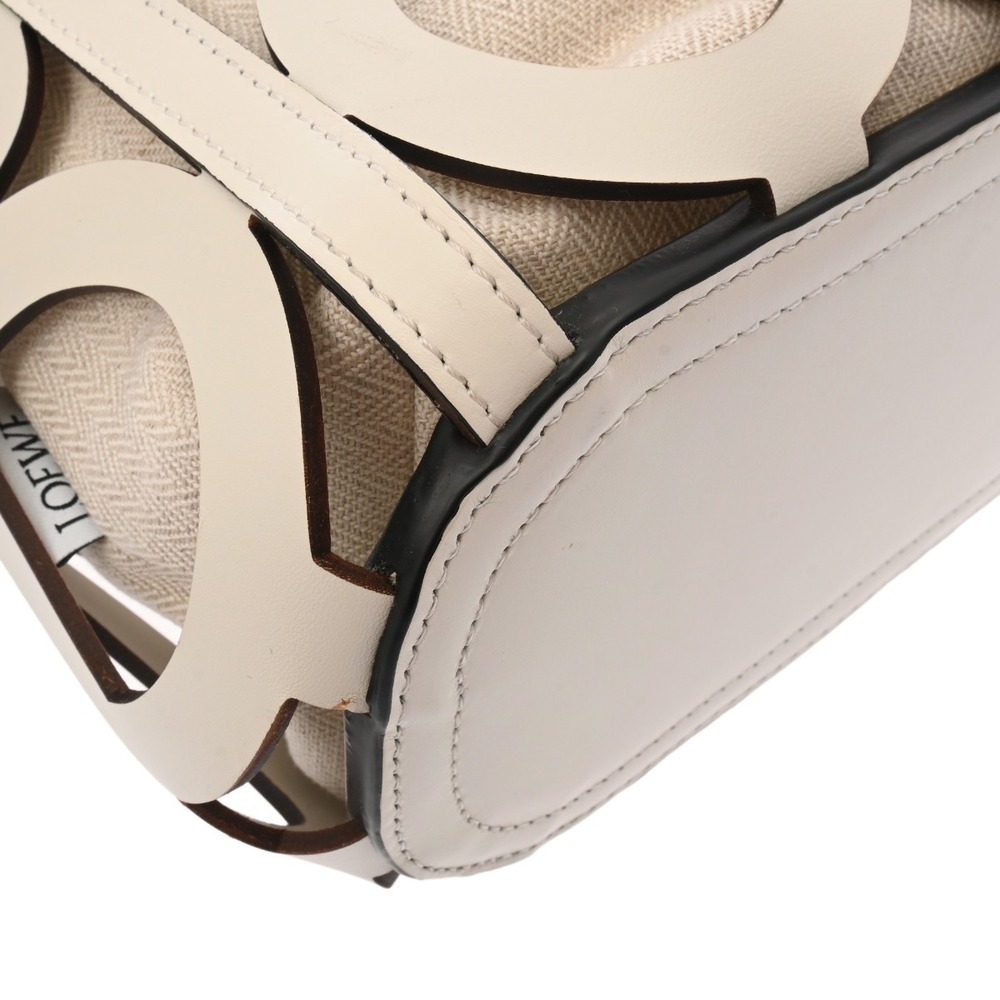 Loewe Anagram Cutout Tote White Calfskin Bag - Picture 6 of 9